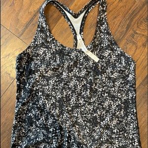 Lululemon nulu racer back tank